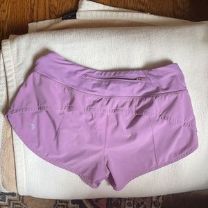 Lululemon size 4 Speed Up shorts